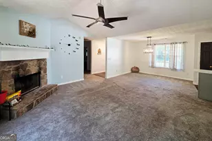 801 Pointe Trail, Locust Grove, GA 30248 - Photo 16