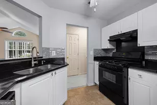 11 Masters Way, Newnan, GA 30265 - Photo 10