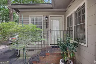 2218 Peachtree Rd NW, Atlanta, GA 30309 - Photo 28