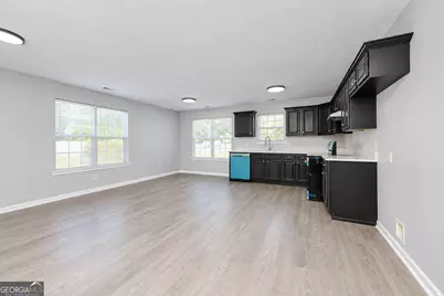 216 Laurel Woods Drive, Warner Robins, GA 31088 - Photo 6