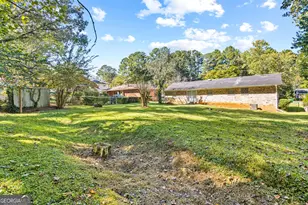 1490 High Meadow Dr, Stone Mountain, GA 30083 - Photo 18