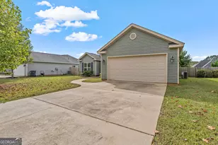 115 Winsted Ct, Perry, GA 31069 - Photo 2