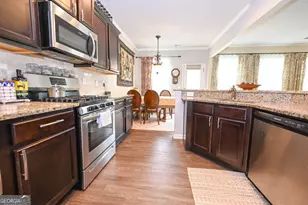 102 Newnan Lakes Dr, Newnan, GA 30263 - Photo 14