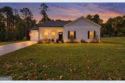 662 Grove Street, Barnesville, GA 30204 - Photo 1
