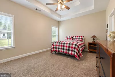 662 Grove Street, Barnesville, GA 30204 - Photo 38