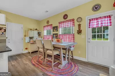 662 Grove Street, Barnesville, GA 30204 - Photo 58