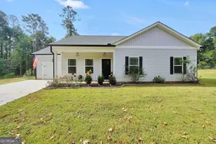 662 Grove St, Barnesville, GA 30204 - Photo 8