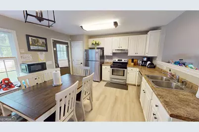 823 N Main Street, Statesboro, GA 30458 - Photo 6