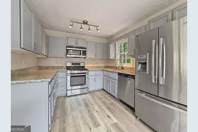 152 Village Drive, Hiram, GA 30141 - Photo 6