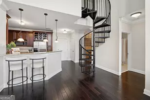 901 NE Abernathy Rd, Sandy Springs, GA 30328 - Photo 4