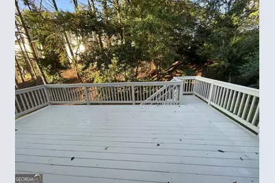 8550 Edwardton Drive, Roswell, GA 30076 - Photo 14