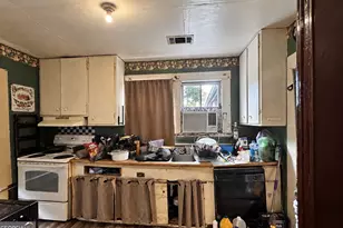 606 Senate St, Waycross, GA 31501 - Photo 6