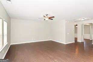 153 Thomaston St, Newnan, GA 30263 - Photo 8