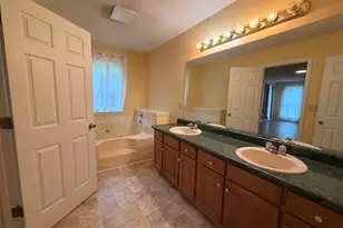 300 Bennie Pl, Forsyth, GA 31029 - Photo 6