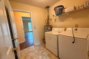 300 Bennie Pl, Forsyth, GA 31029 - Photo 12