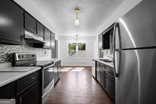 2045 Forest Dr, Fayetteville, GA 30214 - Photo 18