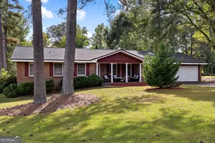 2045 Forest Dr, Fayetteville, GA 30214 - Photo 2