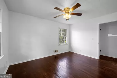 2045 Forest Drive, Fayetteville, GA 30214 - Photo 32