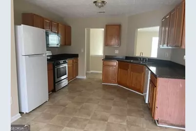 10724 Starling Trail, Hampton, GA 30228 - Photo 8