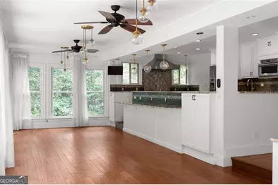 212 Kings Row, Marietta, GA 30067 - Photo 32