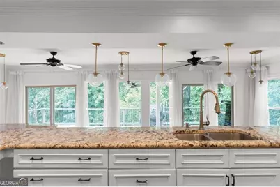 212 Kings Row, Marietta, GA 30067 - Photo 28