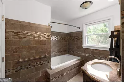 212 Kings Row, Marietta, GA 30067 - Photo 118