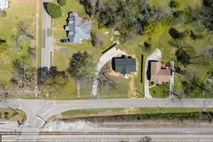 509 Carlton Ave, Union Point, GA 30669 - Photo 32