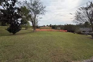 2 Colonial Dr, Newnan, GA 30263 - Photo 1
