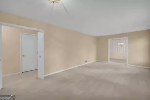 400 Pine Forest Dr, Lawrenceville, GA 30046 - Photo 4