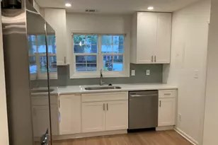 5440 Chemin De Vie NE, Sandy Springs, GA 30342 - Photo 4