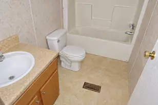 8 Oakmont Dr, Tennille, GA 31089 - Photo 10