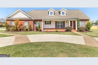 256 Ellicott Drive, Warner Robins, GA 31088 - Photo 2