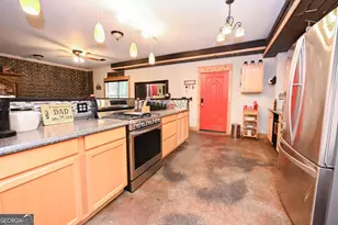220 Marcella Ave, Sharpsburg, GA 30277 - Photo 30