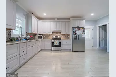 2301 Azalea Drive, Valdosta, GA 31602 - Photo 8