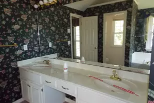 4260 Wyndham Park Dr, Decatur, GA 30034 - Photo 10