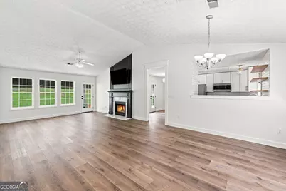 284 Hickory Bluff, Braselton, GA 30517 - Photo 2