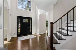 3807 Upland Dr, Marietta, GA 30066 - Photo 2