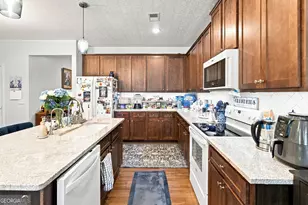 304 Crowley Dr, Calhoun, GA 30701 - Photo 6
