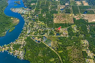 570 River Hl Dr, Welaka, FL 32193 - Photo 2