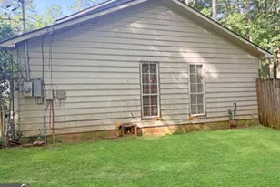 900 Cremins Rd, Lawrenceville, GA 30046 - Photo 2