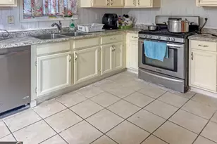 900 Cremins Rd, Lawrenceville, GA 30046 - Photo 10