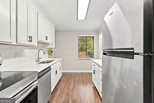 205 Habersham Dr, Athens, GA 30606 - Photo 4