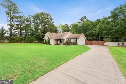 10 Chemin Place, Sharpsburg, GA 30277 - Photo 4