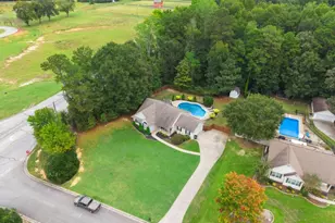 10 Chemin Pl, Sharpsburg, GA 30277 - Photo 2
