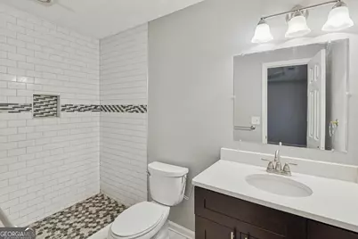 2880 Highpoint Road, Snellville, GA 30078 - Photo 14