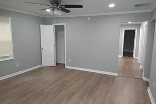238 Spring St, Griffin, GA 30223 - Photo 1