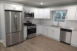 238 Spring St, Griffin, GA 30223 - Photo 8