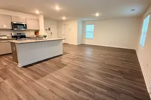253 Coastal Dr, Statham, GA 30666 - Photo 6