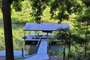 381 Bow Dr, Lavonia, GA 30553 - Photo 10