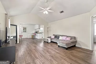 4076 Chadwyck Drive, Valdosta, GA 31605 - Photo 8